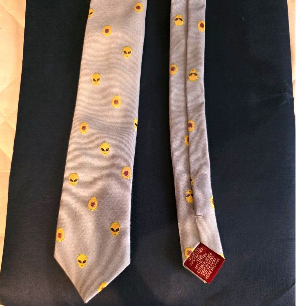 Original Penguin by Munsingwear Alien & Avocado Silk Blend Skinny Tie Gray